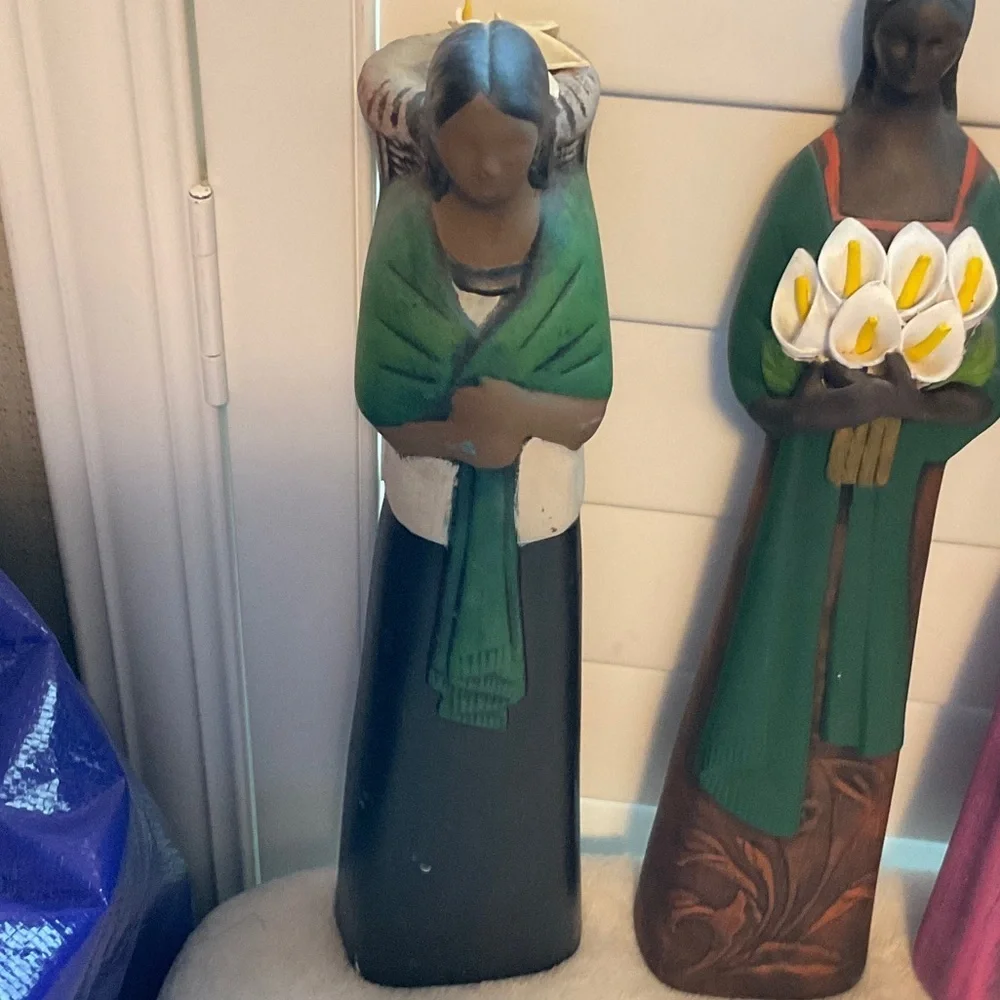Elegant Multicolor Figurine Set
